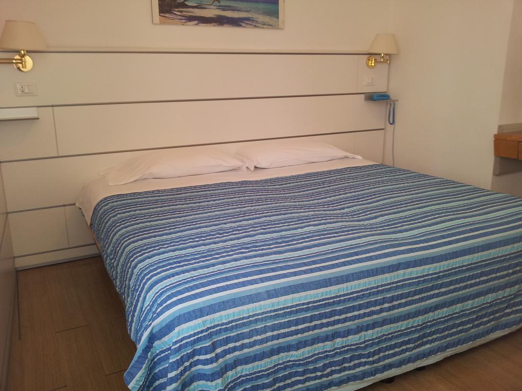Hotel Post Bergamo Værelse billede